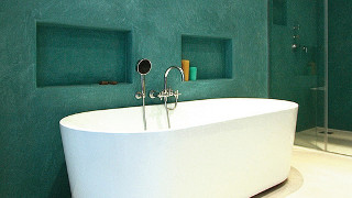 Tadelakt bathroom turquoise